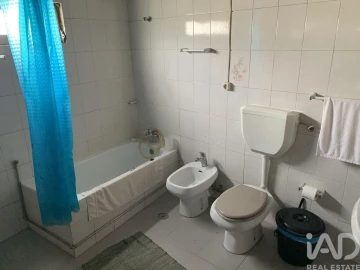 Moradia T8 para Venda em São Mamede de Ribatua