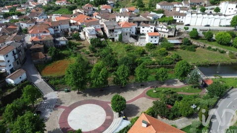 Moradia T8 para Venda em São Mamede de Ribatua
