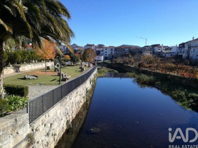 Moradia T8 para Venda em São Mamede de Ribatua Foto 25