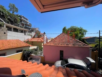Moradia T2 para Venda em Funchal (Santa Luzia)