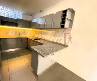 Moradia T2 para Venda em Funchal (Santa Luzia)