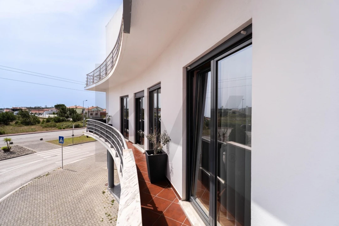 Apartamento T3 para Venda em Marinha Grande Foto 43