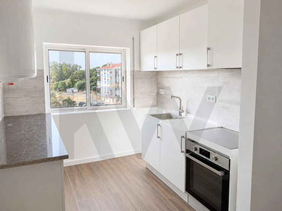 Apartamento T3 para Venda em Amora Foto 12
