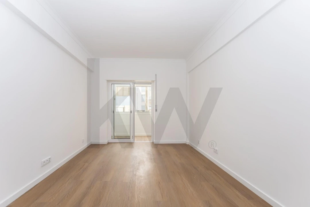 Apartamento T3 para Venda em Amora Foto 9