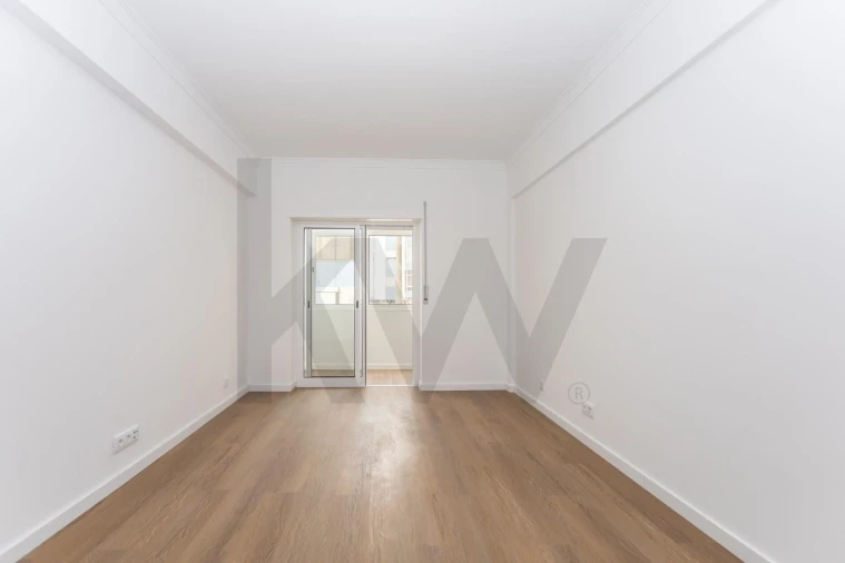 Apartamento T3 para Venda em Amora Foto 9