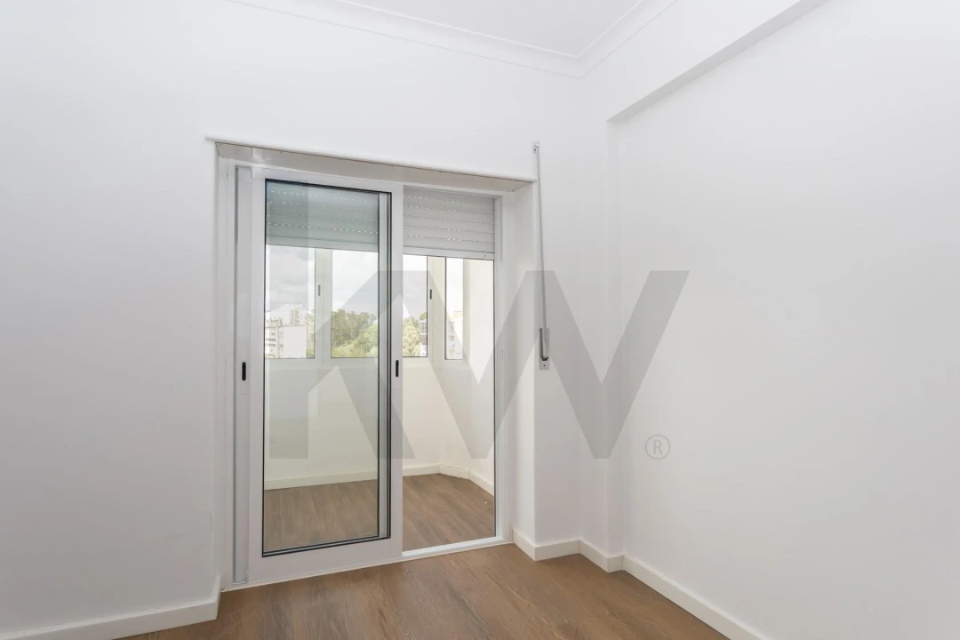 Apartamento T3 para Venda em Amora Foto 25