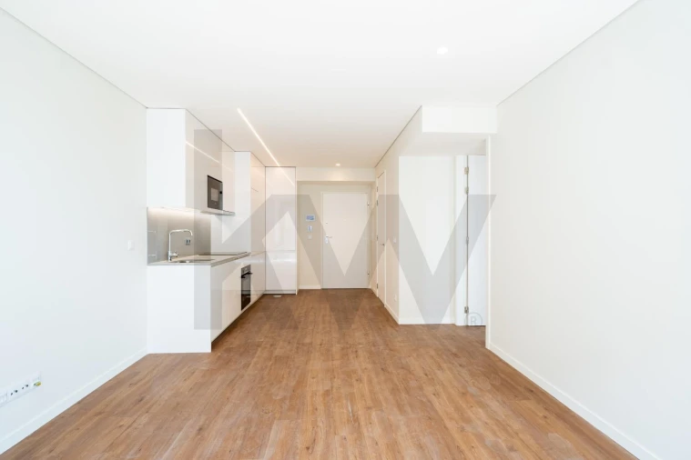 Apartamento T1 para Venda em Oliveira do Douro Foto 3