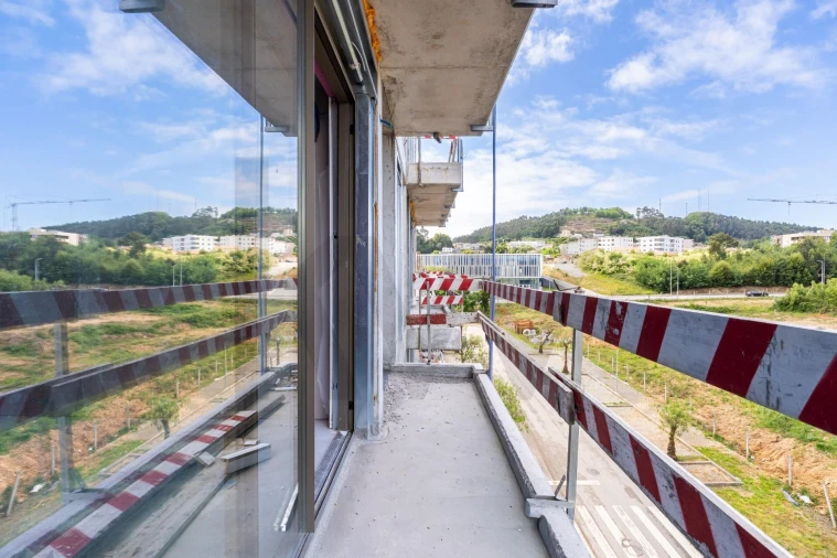 Apartamento T1 para Venda em Oliveira do Douro Foto 13