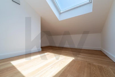 Apartamento T2 para Arrendamento em Avenidas Novas