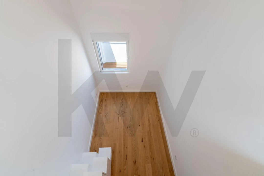 Apartamento T2 para Arrendamento em Avenidas Novas Foto 16