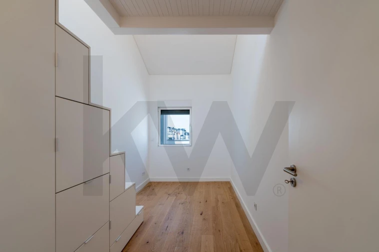 Apartamento T2 para Arrendamento em Avenidas Novas Foto 11