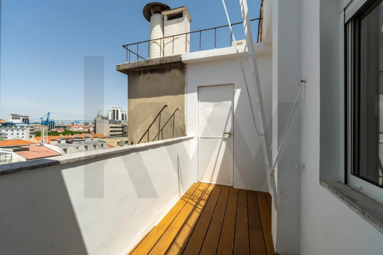 Apartamento T2 para Arrendamento em Avenidas Novas Foto 5