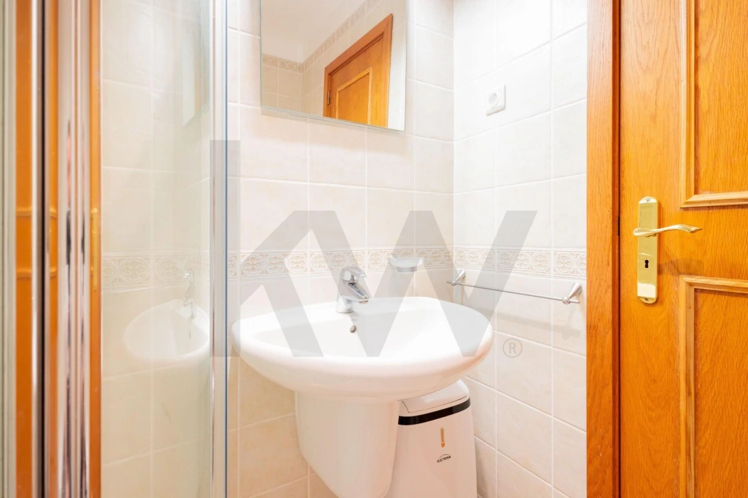 Apartamento T3 para Venda em São Martinho Foto 25