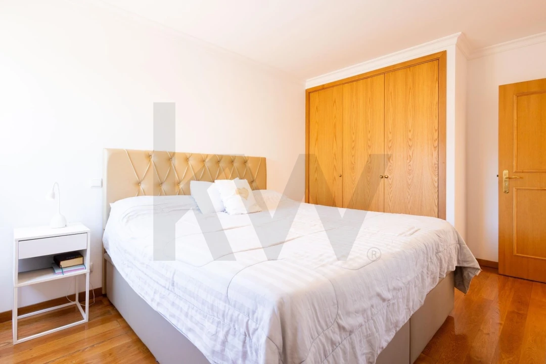 Apartamento T3 para Venda em São Martinho Foto 9
