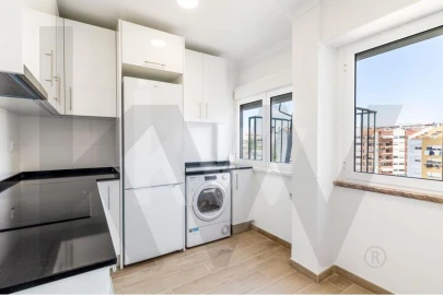 Apartamento T2 para Venda em São Domingos de Benfica