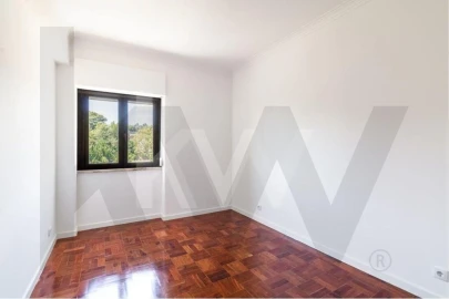 Apartamento T2 para Venda em São Domingos de Benfica