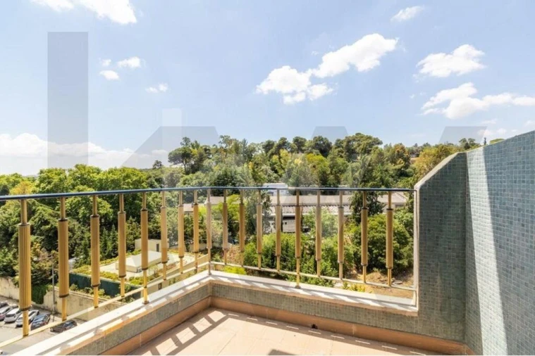 Apartamento T2 para Venda em São Domingos de Benfica Foto 3