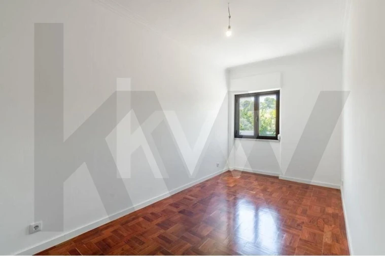 Apartamento T2 para Venda em São Domingos de Benfica Foto 8