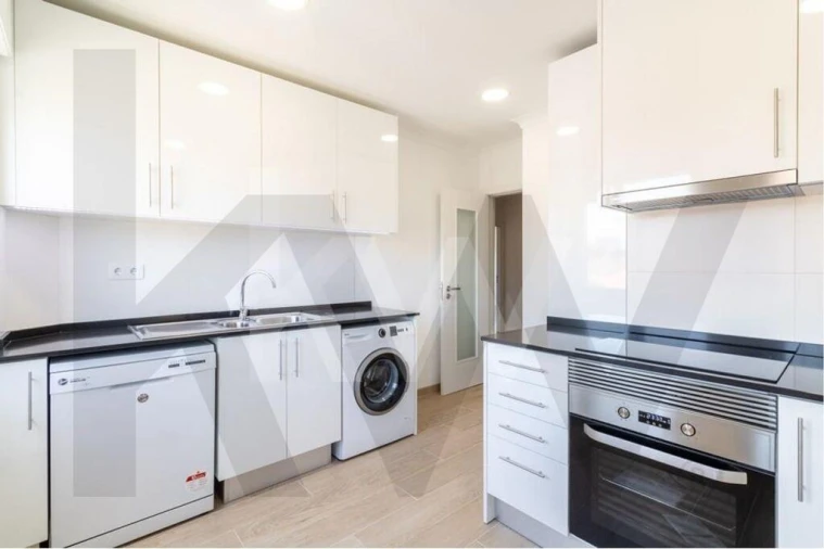 Apartamento T2 para Venda em São Domingos de Benfica Foto 23