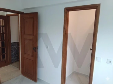 Apartamento T2 para Arrendamento em Massamá e Monte Abraão
