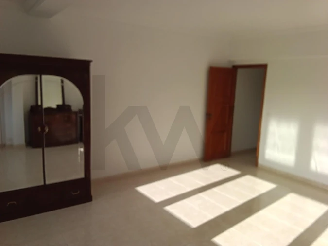 Apartamento T2 para Arrendamento em Massamá e Monte Abraão Foto 20