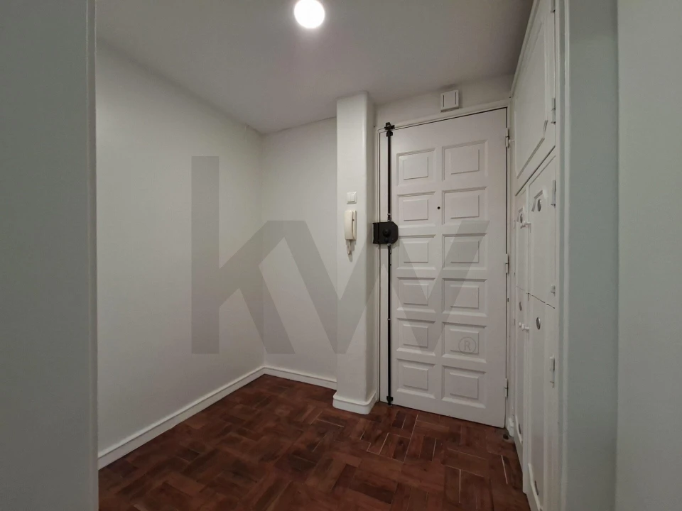 Apartamento T2 para Arrendamento em Arroios Foto 13