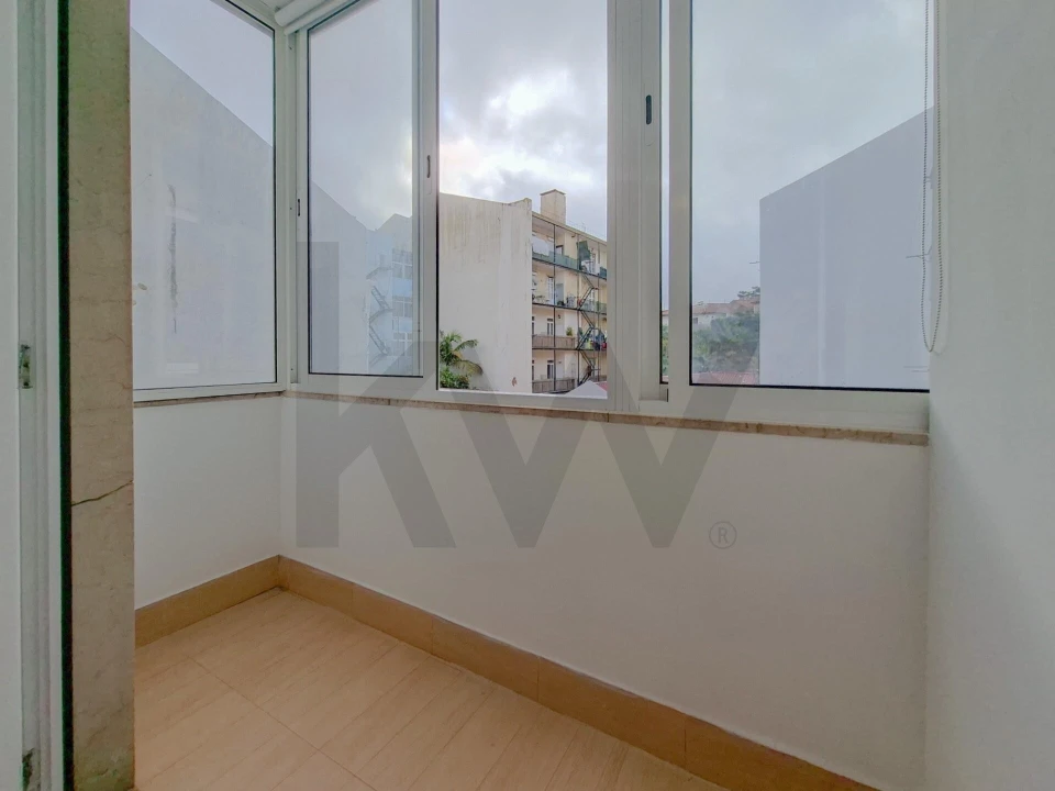 Apartamento T2 para Arrendamento em Arroios Foto 8