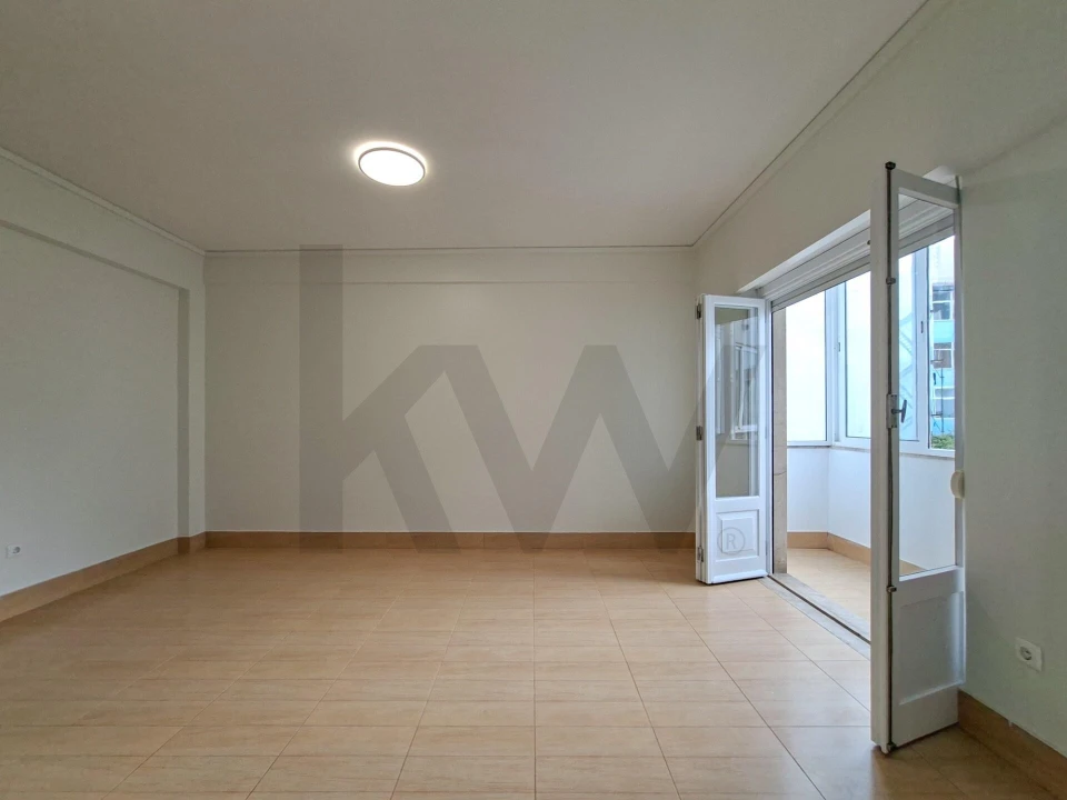 Apartamento T2 para Arrendamento em Arroios Foto 6