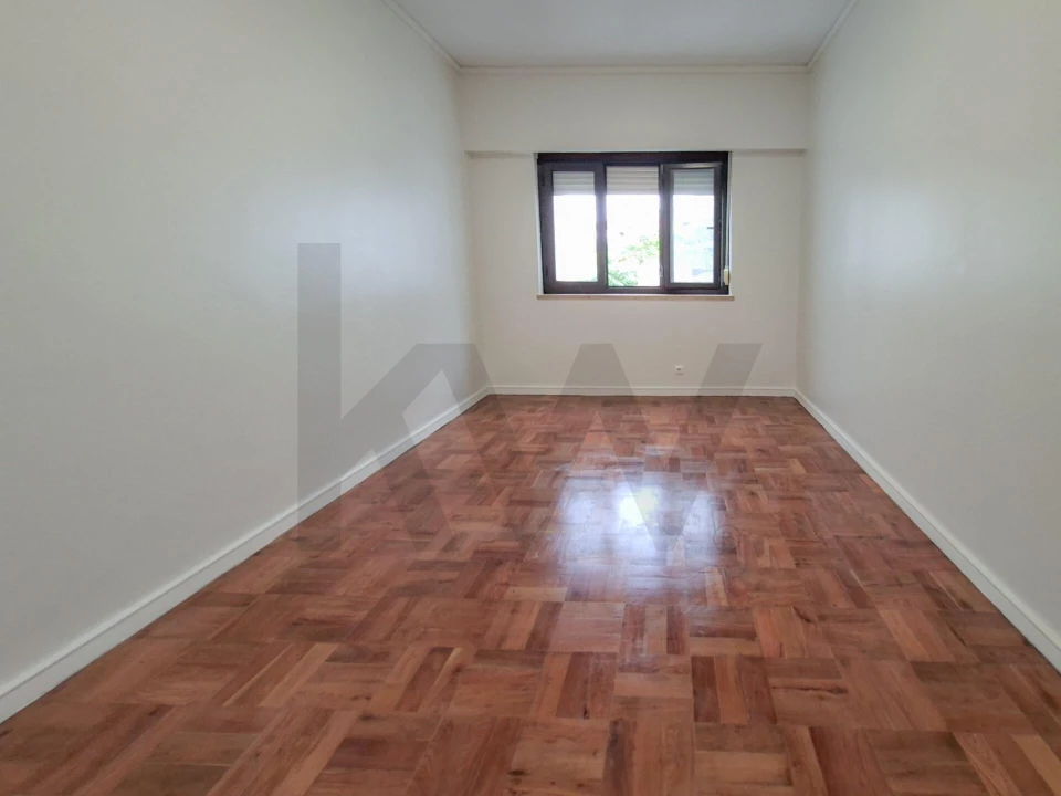 Apartamento T2 para Arrendamento em Arroios Foto 25