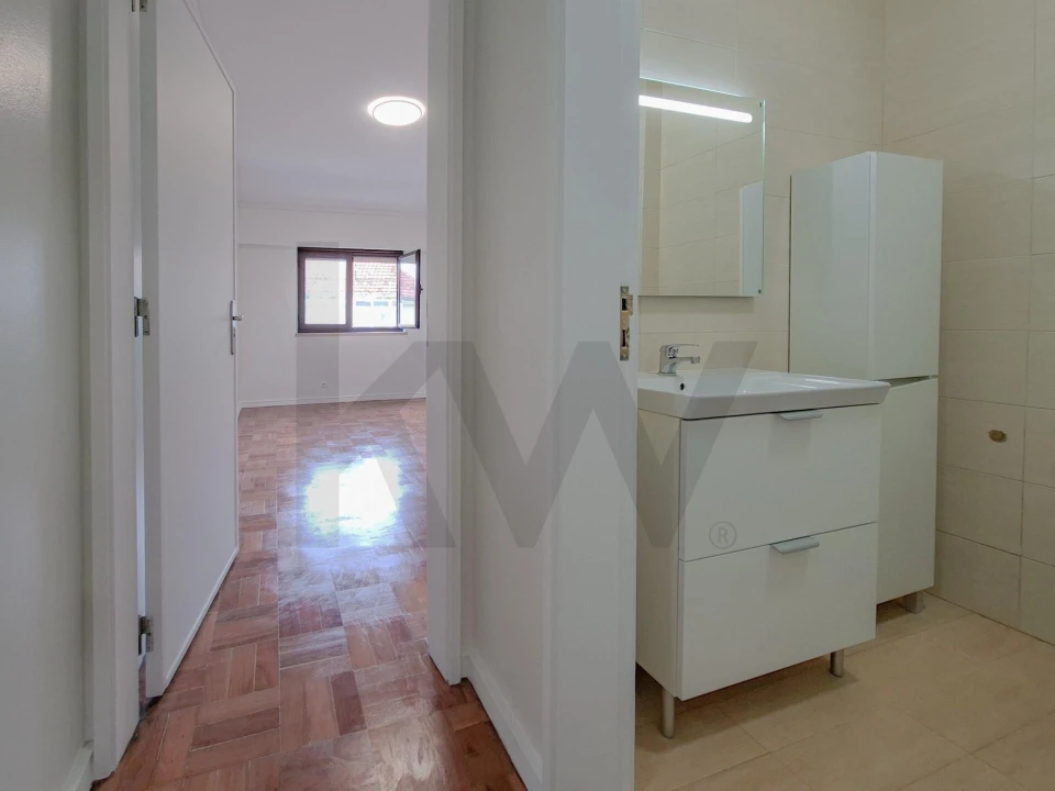 Apartamento T2 para Arrendamento em Arroios Foto 20