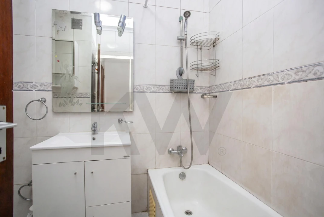 Apartamento T3 para Venda em Baixa da Banheira e Vale da Amoreira Foto 12