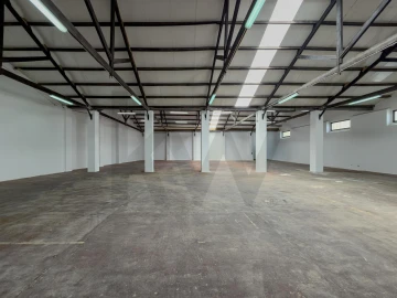 Armazém para Arrendamento em Marvila