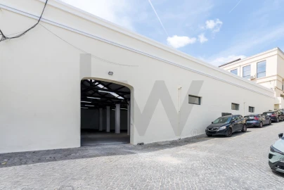 Armazém para Arrendamento em Marvila
