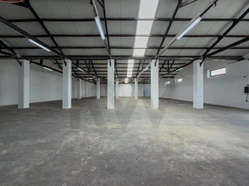Armazém para Arrendamento em Marvila