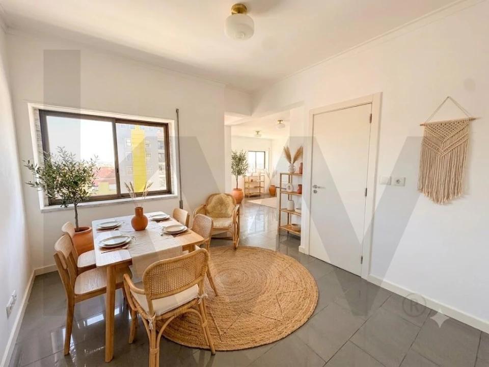 Apartamento T2 para Venda em Amora Foto 7