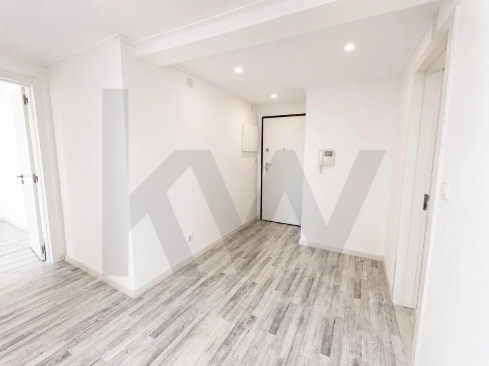 Apartamento T2 para Venda em Amora Foto 14