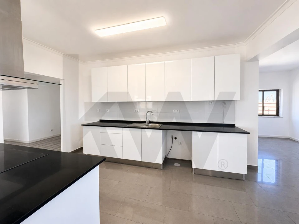 Apartamento T2 para Venda em Amora Foto 5