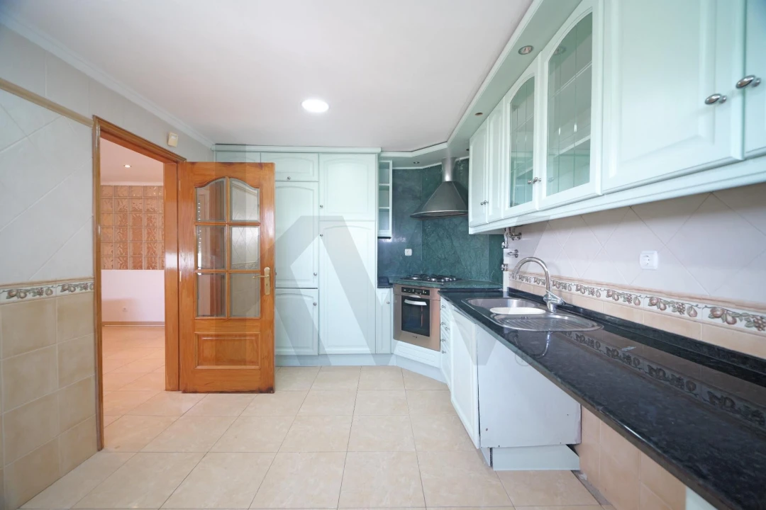 Apartamento T3 para Venda em Santo Antonio da Charneca Foto 5