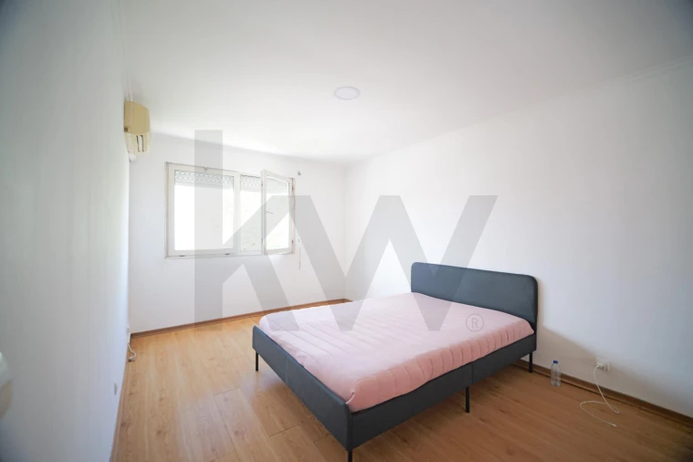 Apartamento T3 para Venda em Santo Antonio da Charneca Foto 27