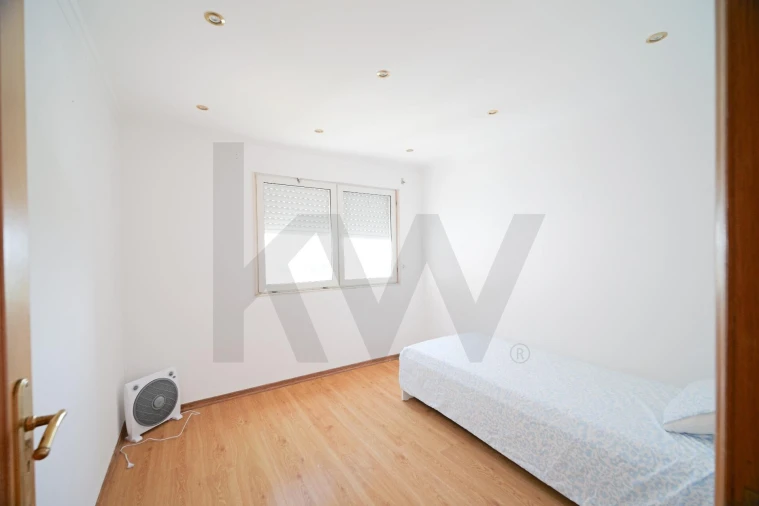 Apartamento T3 para Venda em Santo Antonio da Charneca Foto 19