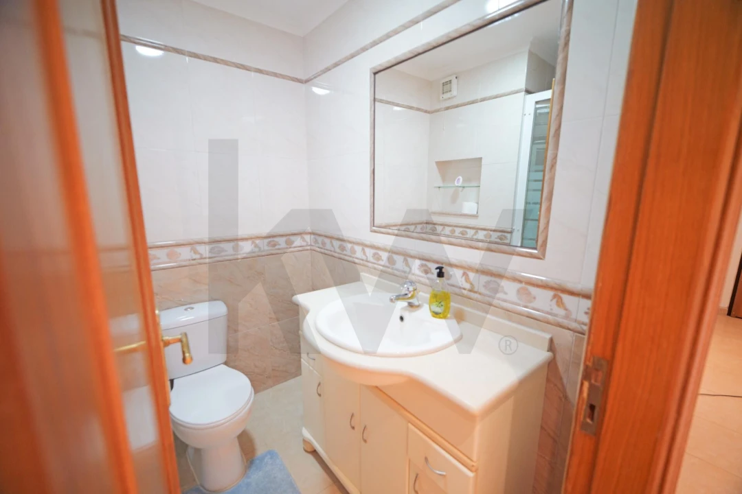 Apartamento T3 para Venda em Santo Antonio da Charneca Foto 23