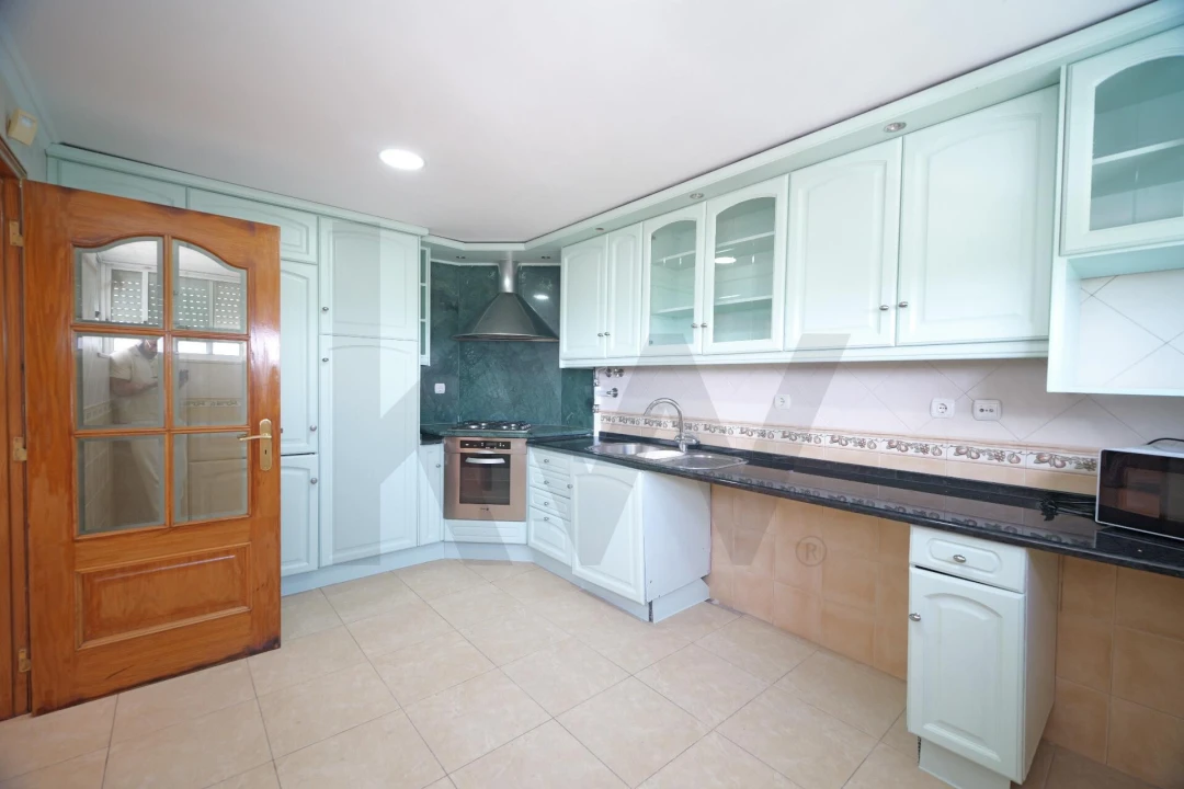 Apartamento T3 para Venda em Santo Antonio da Charneca Foto 8