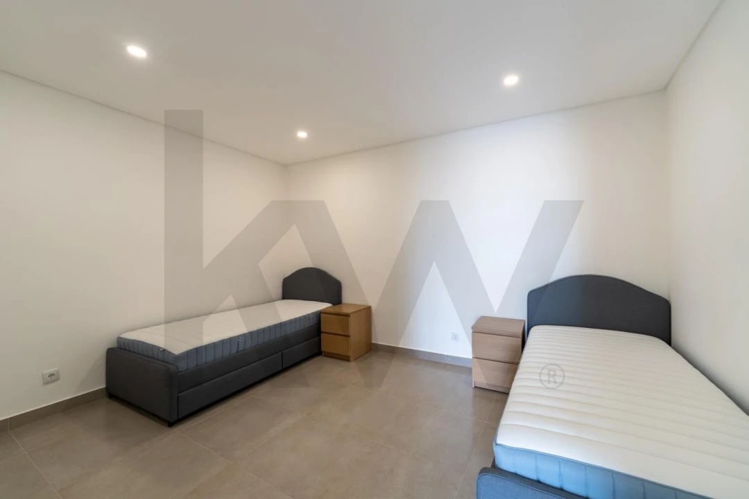 Apartamento T2 para Arrendamento em São Vicente Foto 18