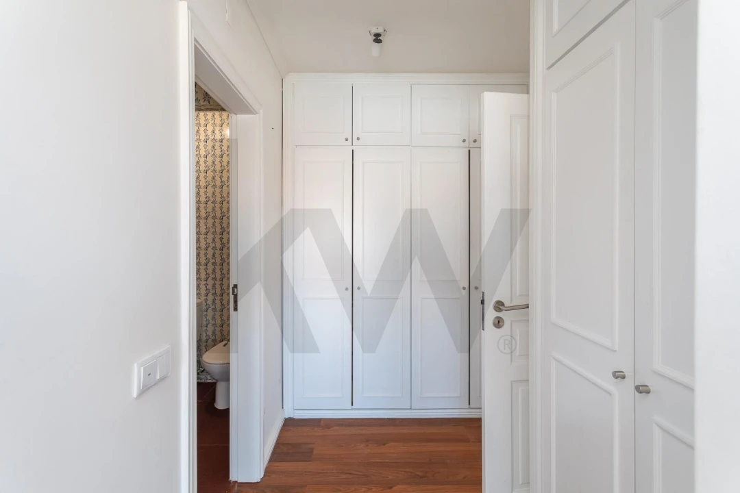Apartamento T4 para Arrendamento em Areeiro Foto 29