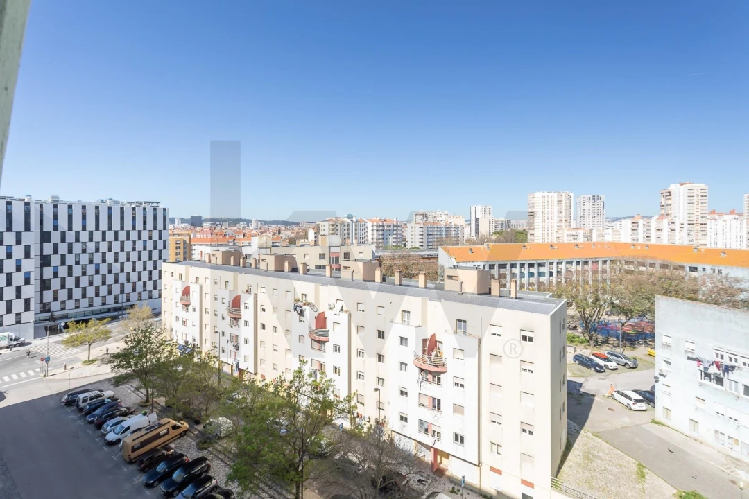 Apartamento T4 para Arrendamento em Areeiro Foto 34