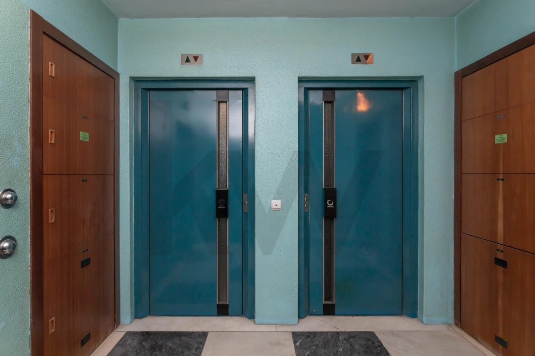Apartamento T4 para Arrendamento em Areeiro Foto 44