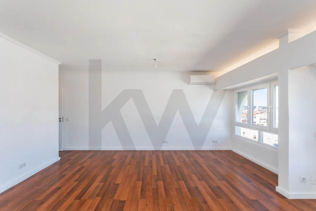 Apartamento T4 para Arrendamento em Areeiro Foto 27