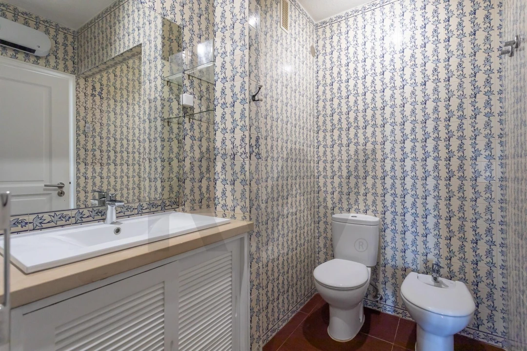 Apartamento T4 para Arrendamento em Areeiro Foto 32