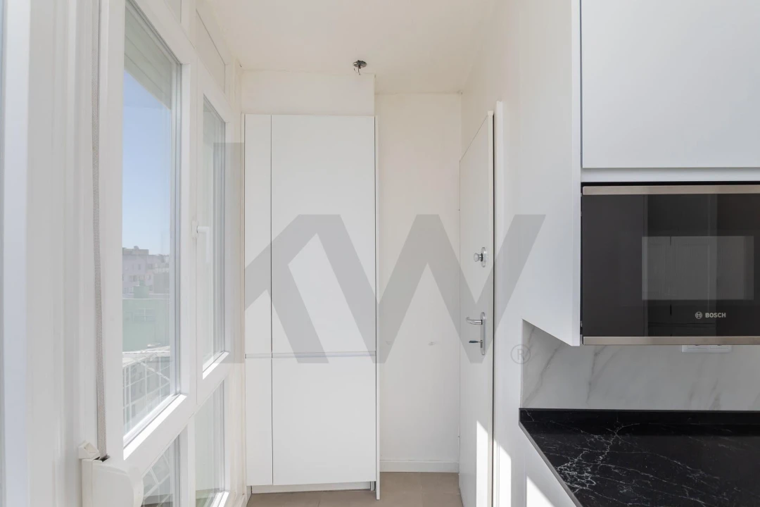 Apartamento T4 para Arrendamento em Areeiro Foto 37