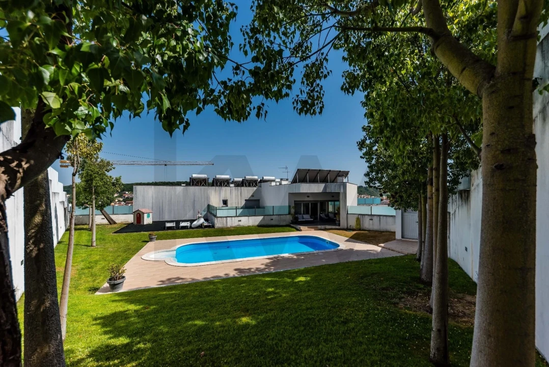 Apartamento T3 para Venda em Odivelas Foto 47